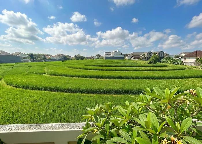 アパート Private 3br By Pandawa